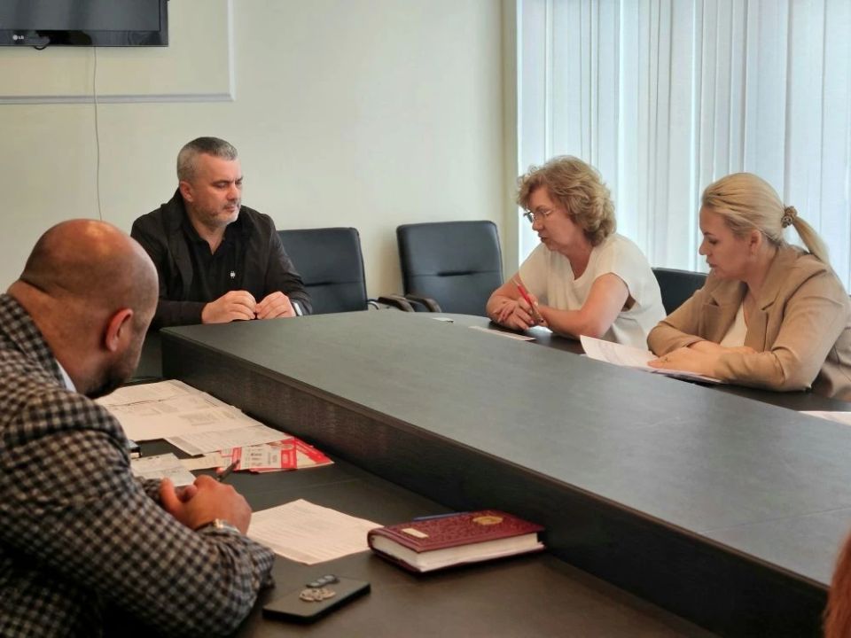 В Пятигорске работодателям указали на недопустимость выплат ниже МРОТ В Пятигорске работодателям указали на недопустимость выплат ниже МРОТ