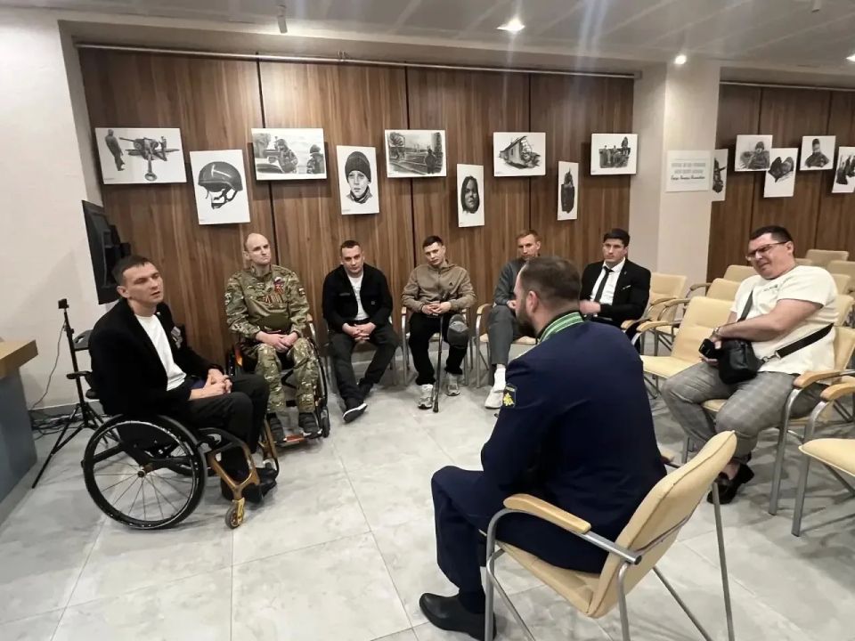 Встреча братьев по оружию. Встреча братьев по оружию.