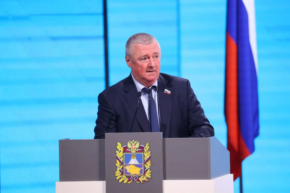Руководитель фракции партии «Справедливая Россия» в Думе Ставропольского края, заместитель председателя краевого парламента Александр Кузьмин заявил, что поддерживает работу, проводимую Губернатором