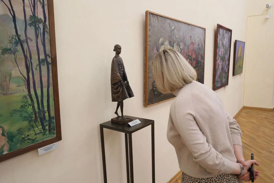 В Ставрополе открылась выставка «В поисках радости» народного художника СССР и РФ Зураба Церетели и академиков Российской академии художеств В Ставрополе открылась выставка «В поисках радости» народного художника СССР и РФ Зураба Церетели и академиков Российской академии художеств