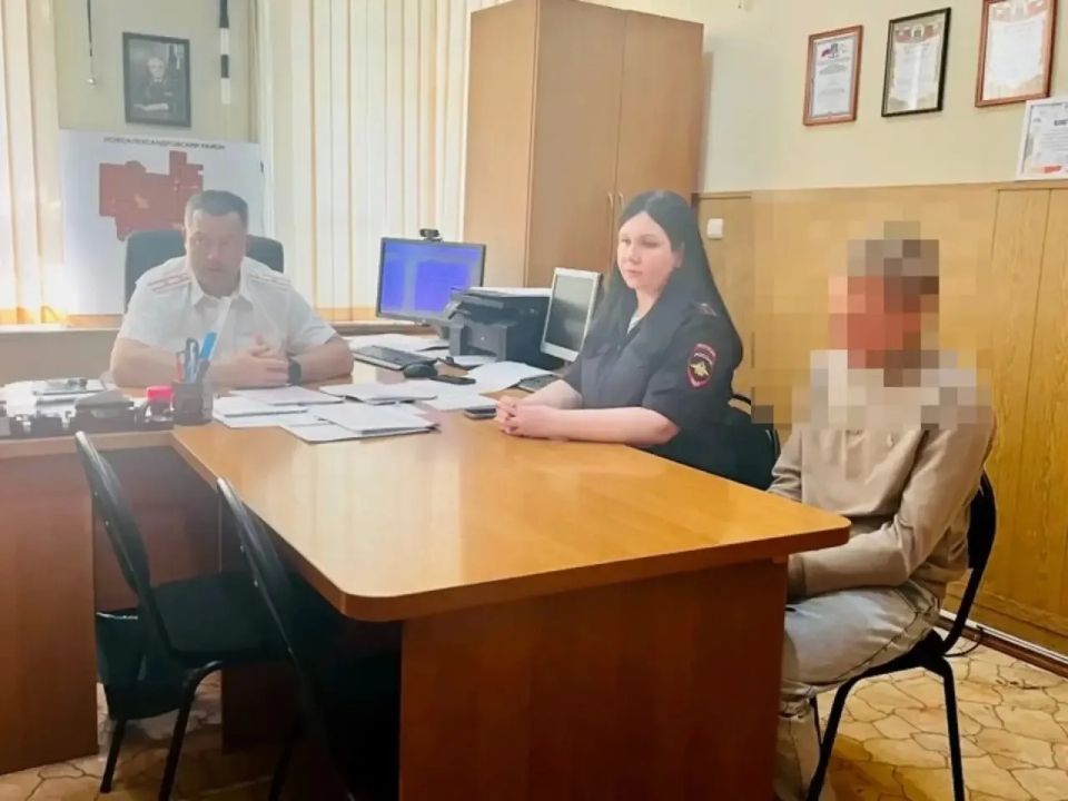 Подросток на мопеде сбил пешехода и скрылся с места аварии в Новоалександровском округе Подросток на мопеде сбил пешехода и скрылся с места аварии в Новоалександровском округе