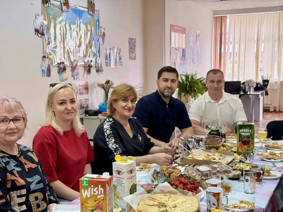 Когда соседи становятся друзьями Когда соседи становятся друзьями