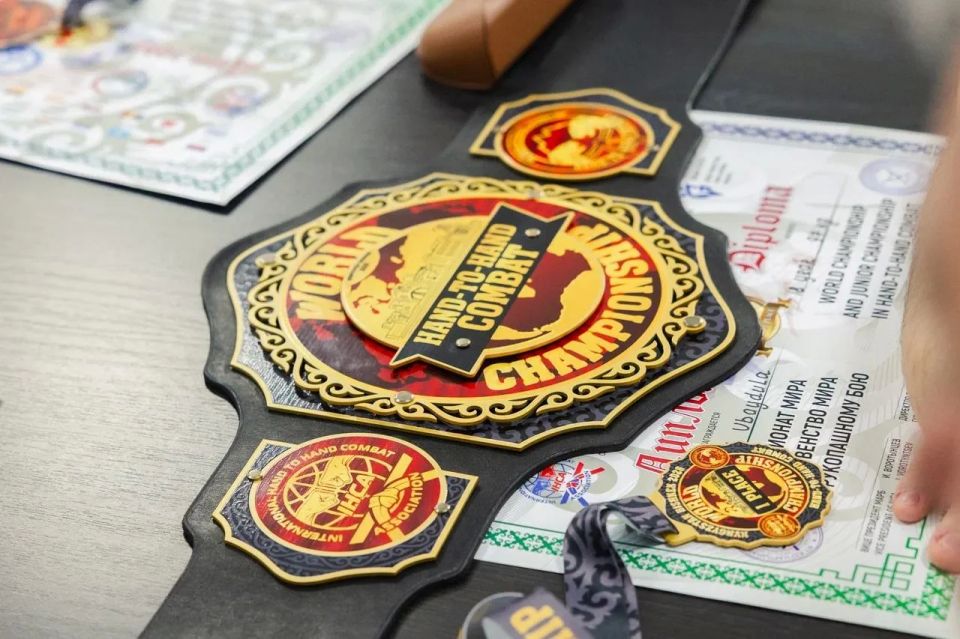 Встреча с чемпионами-рукопашниками Встреча с чемпионами-рукопашниками