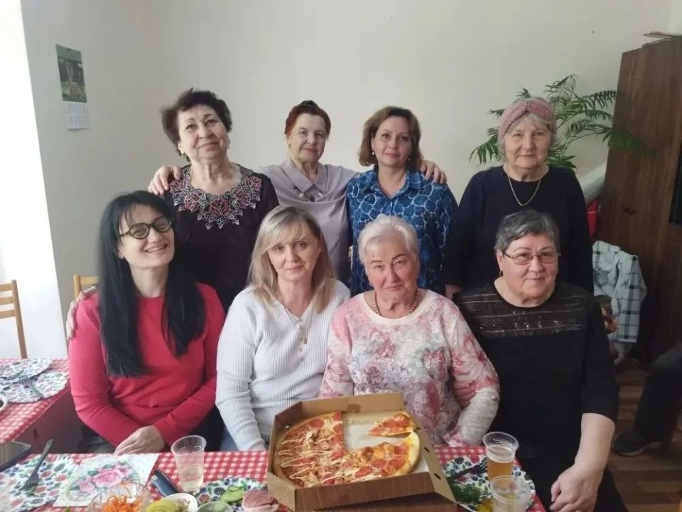 Когда соседи становятся друзьями Когда соседи становятся друзьями