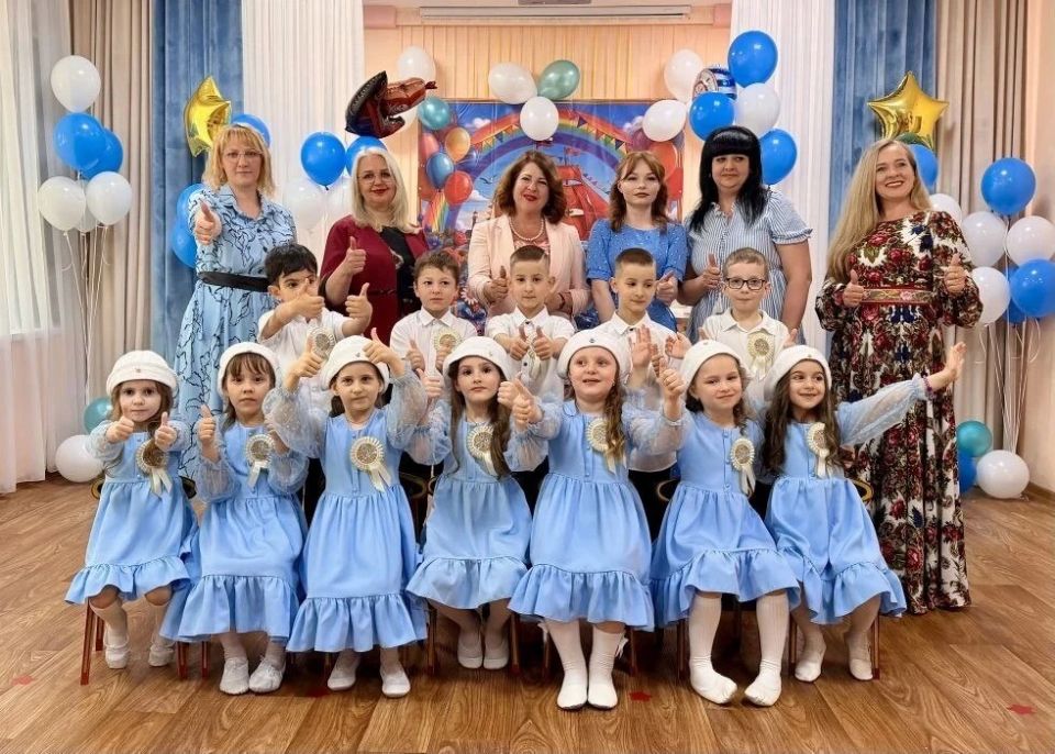 «Прощальный вальс» в Ессентуках - детские сады проводили своих выпускников «Прощальный вальс» в Ессентуках - детские сады проводили своих выпускников