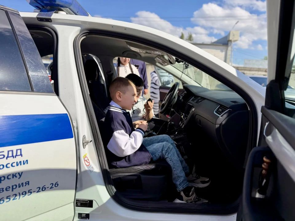 «За безопасность на дорогах всей семьей!»: в Пятигорске сотрудники Госавтоинспекции организовали конкурс по дорожной грамотности «За безопасность на дорогах всей семьей!»: в Пятигорске сотрудники Госавтоинспекции организовали конкурс по дорожной грамотности