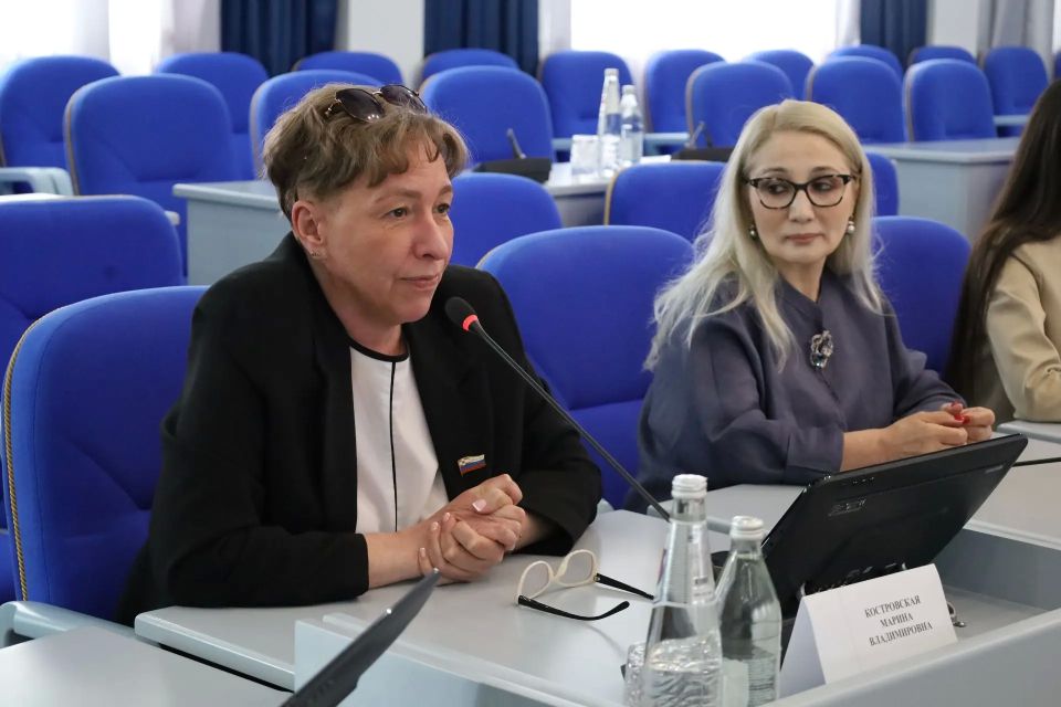 В Думе Ставропольского края состоялось торжественное мероприятие, посвященное 10-летию Всероссийского общественного движения «Волонтеры-медики» В Думе Ставропольского края состоялось торжественное мероприятие, посвященное 10-летию Всероссийского общественного движения «Волонтеры-медики»
