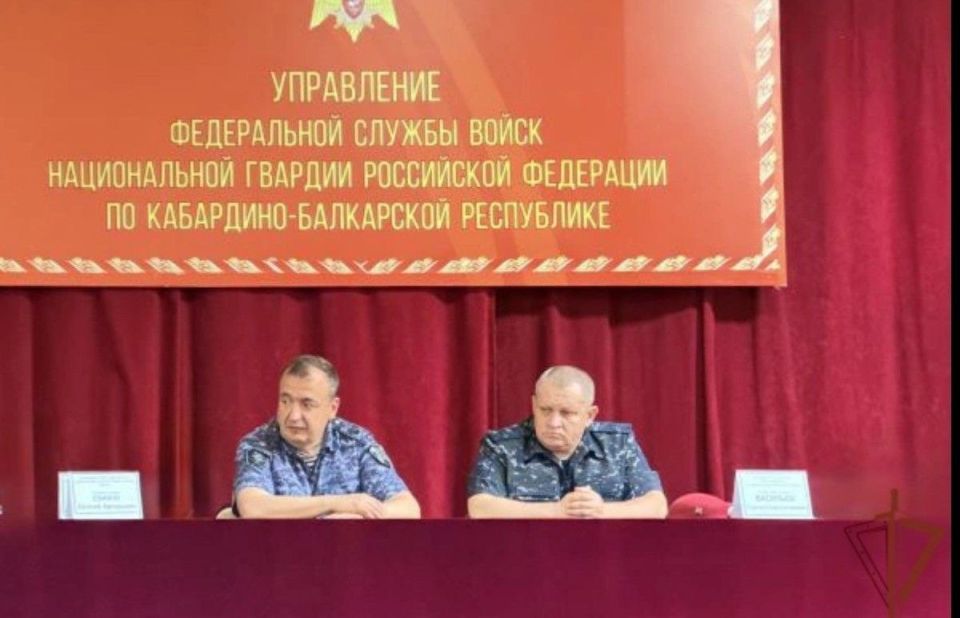 В Кабардино-Балкарии прошел сбор с должностными лицами, ответственными за организацию обеспечения общественной безопасности и исполнение административного законодательства В Кабардино-Балкарии прошел сбор с должностными лицами, ответственными за организацию обеспечения общественной безопасности и исполнение административного законодательства