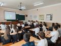 В Предгорном округе сотрудник СК России провела для старшеклассников урок безопасности перед каникулами