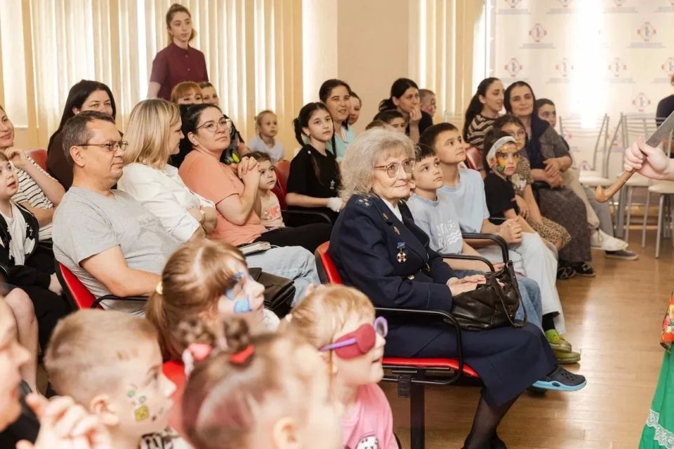 Член Президиума Национальной Ассоциации ветеранов организаций следственных органов «Союз ветеранов следствия», председатель Ставропольской региональной общественной организации «Союз ветеранов следствия» Наталия Васильевна... Член Президиума Национальной Ассоциации ветеранов организаций следственных органов «Союз ветеранов следствия», председатель Ставропольской региональной общественной организации «Союз ветеранов следствия» Наталия Васильевна...