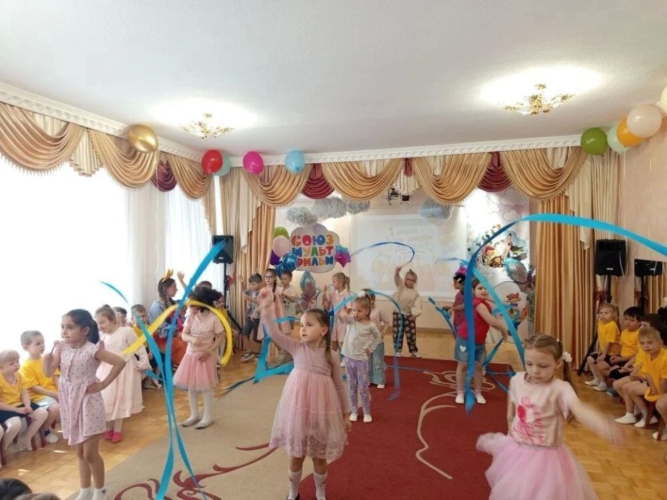 День защиты детей в детских садах Ессентуков прошёл весело и дружно! День защиты детей в детских садах Ессентуков прошёл весело и дружно!