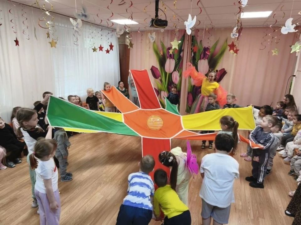 День защиты детей в детских садах Ессентуков прошёл весело и дружно! День защиты детей в детских садах Ессентуков прошёл весело и дружно!