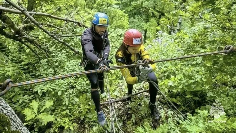 На Ставрополье завершились краевые соревнования «Школа безопасности» На Ставрополье завершились краевые соревнования «Школа безопасности»