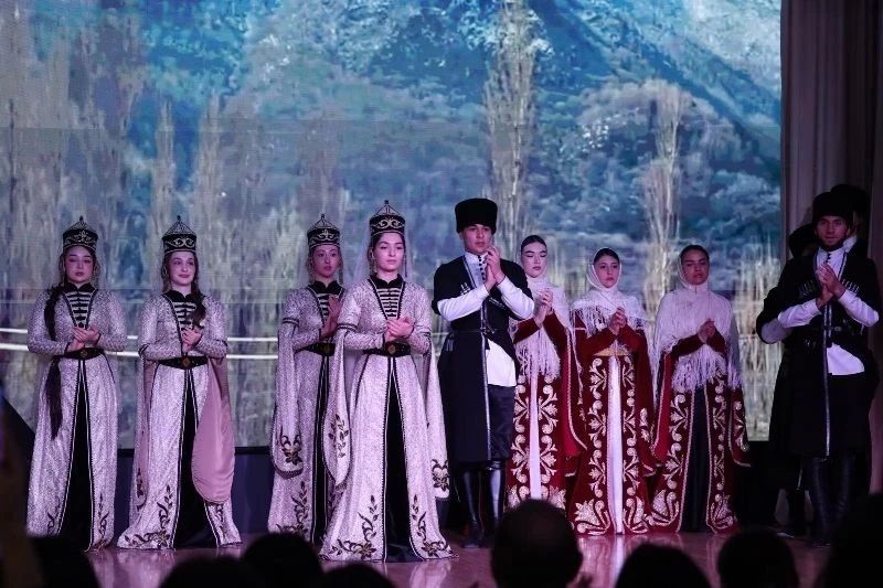 Фестиваль «Диалог культур» в Пятигорске: яркая палитра традиций и единство народов большой страны