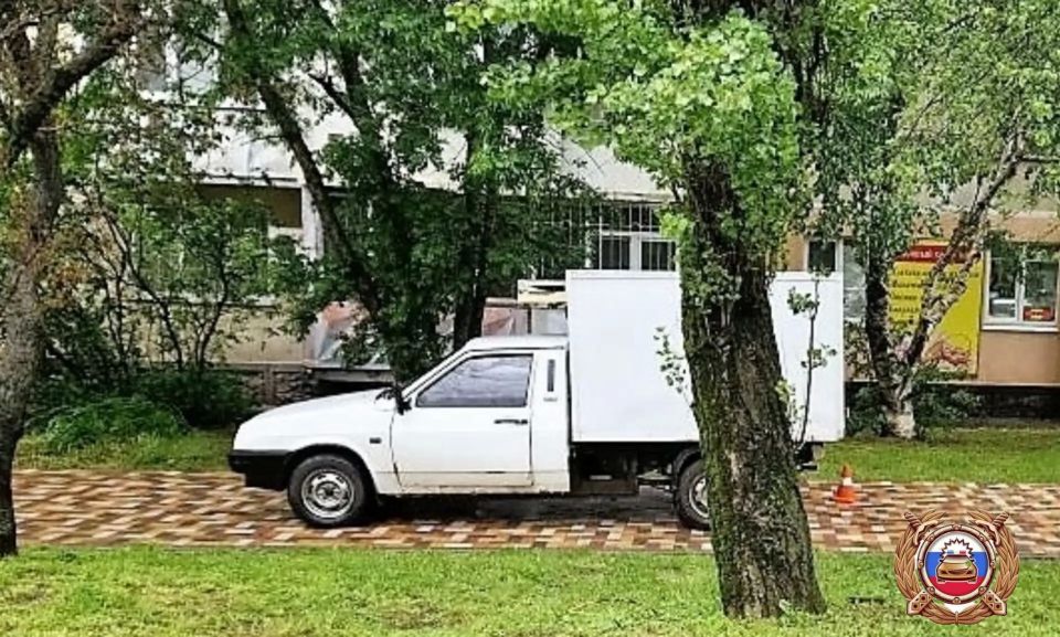 Наезд на пешехода на тротуаре допустил водитель в Ставрополе