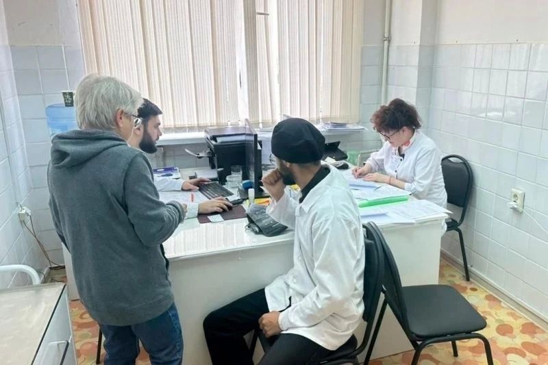 Иностранные студенты Пятигорского медико-фармацевтического института проходят практику в городской поликлинике №1 Иностранные студенты Пятигорского медико-фармацевтического института проходят практику в городской поликлинике №1