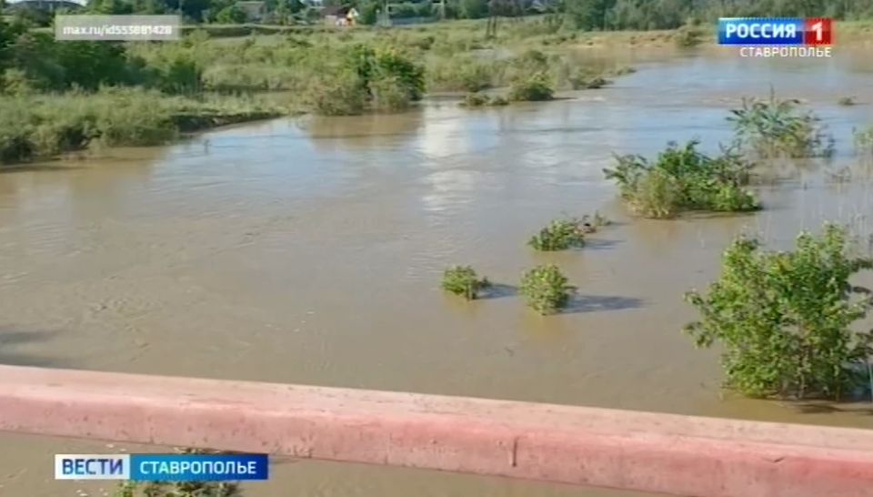 Ситуация остается непростой: глава Ставрополья рассказал о паводковой обстановке