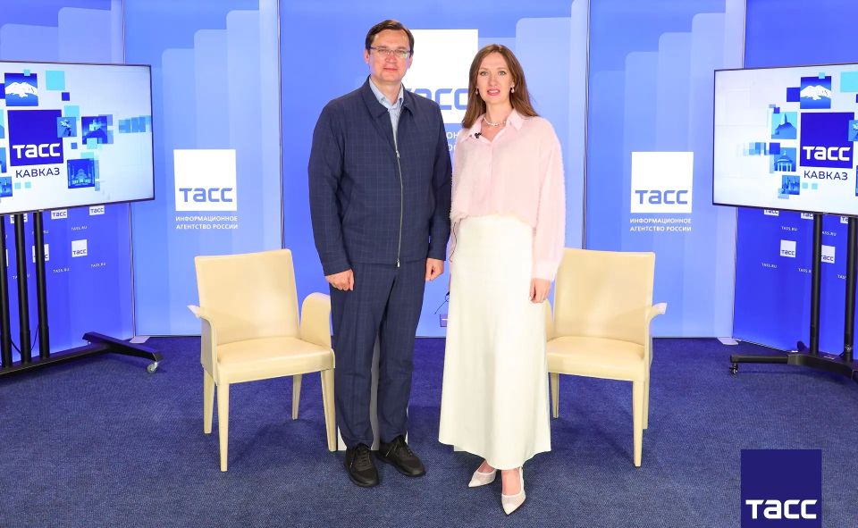 Главное из заявлений, а также фоторепортаж с пресс-конференции в Региональном информационном центре "ТАСС Кавказ", посвященной летней событийной программе Кисловодска Главное из заявлений, а также фоторепортаж с пресс-конференции в Региональном информационном центре "ТАСС Кавказ", посвященной летней событийной программе Кисловодска