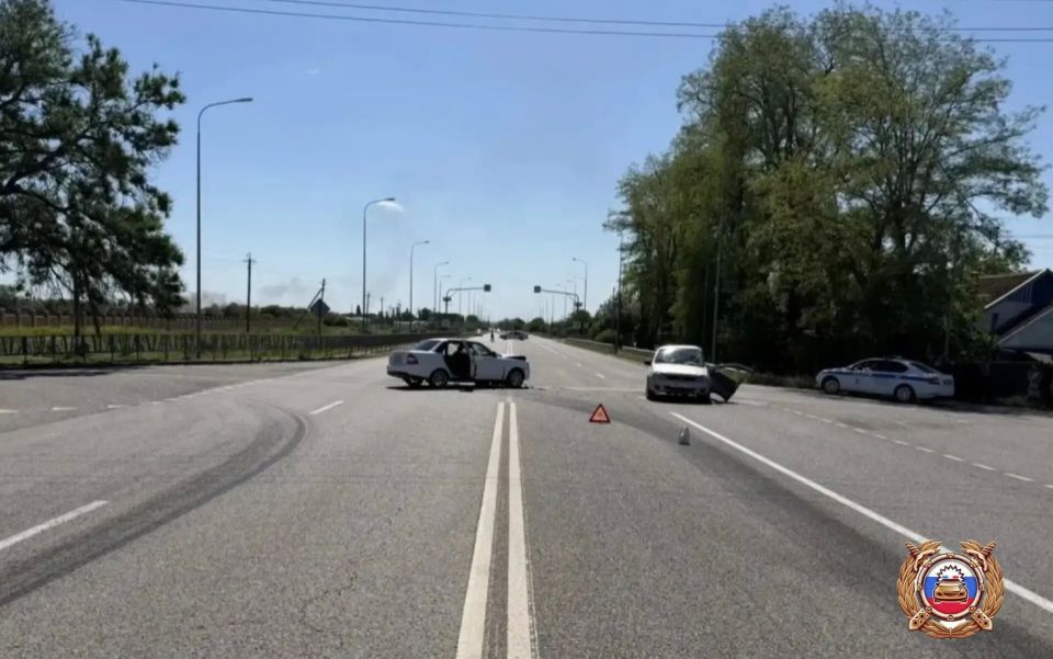 При столкновении двух автомобилей в Георгиевском округе пострадали 4 человека При столкновении двух автомобилей в Георгиевском округе пострадали 4 человека