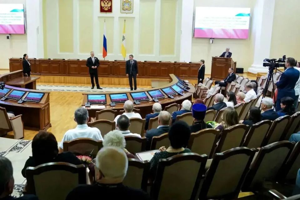 27 наших земляков удостоены федеральных и краевых наград за профессиональные достижения 27 наших земляков удостоены федеральных и краевых наград за профессиональные достижения