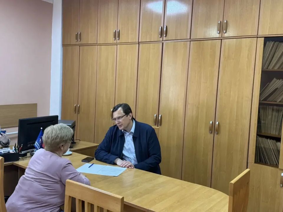Евгений Моисеев: Провёл приём граждан по личным вопросам Евгений Моисеев: Провёл приём граждан по личным вопросам