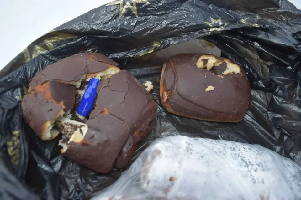 Булочки с наркотическим веществом — за месяц на Ставрополье пресечены четыре попытки пронести запрещёнку в колонию Булочки с наркотическим веществом — за месяц на Ставрополье пресечены четыре попытки пронести запрещёнку в колонию