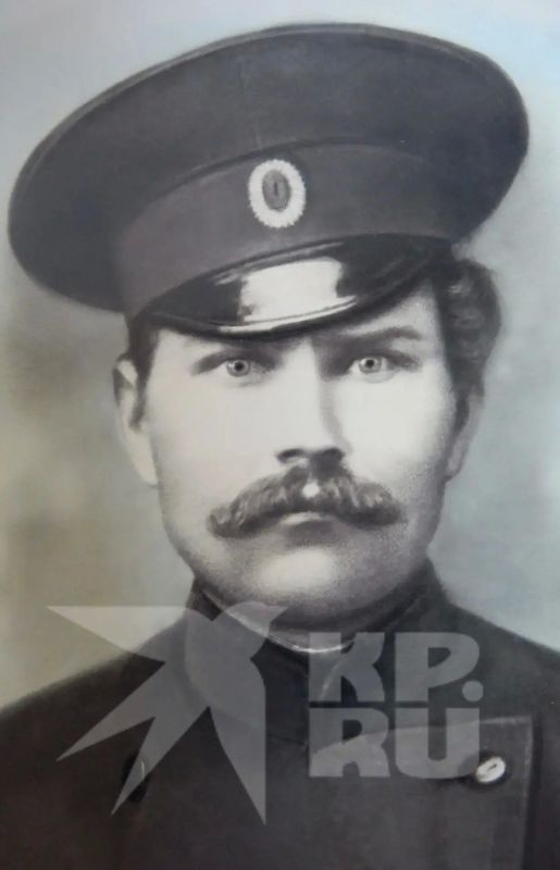 Когда началась война, икона треснула: старинная реликвия семьи из Ессентуков сгорела в Свято-Никольской церкви Когда началась война, икона треснула: старинная реликвия семьи из Ессентуков сгорела в Свято-Никольской церкви