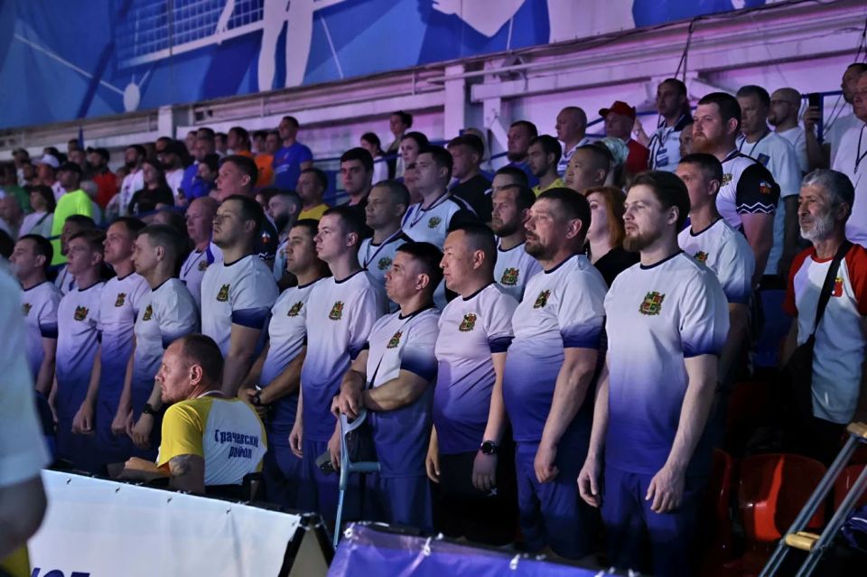 По поручению прокурора края Юрия Немкина представитель надзорного ведомства принял участие в торжественном открытии масштабных соревнований «Кубок защитников Отечества», приуроченных к празднованию Дня России По поручению прокурора края Юрия Немкина представитель надзорного ведомства принял участие в торжественном открытии масштабных соревнований «Кубок защитников Отечества», приуроченных к празднованию Дня России