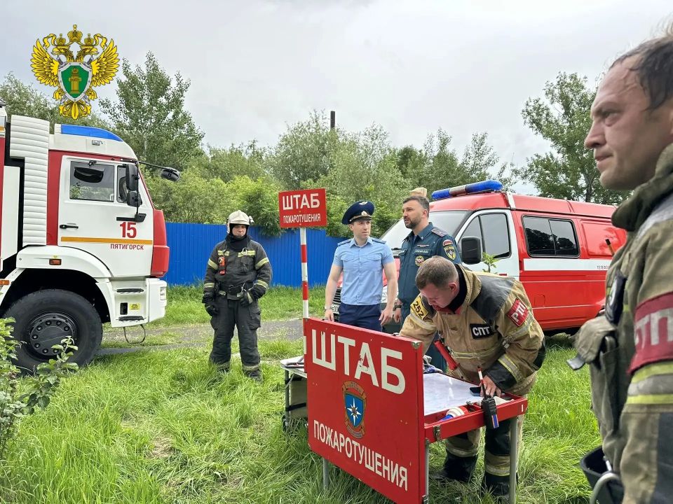 Пожар в храме в Ессентуков локализовали на площади 300 квадратных метров – МЧС Ставропольского края Пожар в храме в Ессентуков локализовали на площади 300 квадратных метров – МЧС Ставропольского края