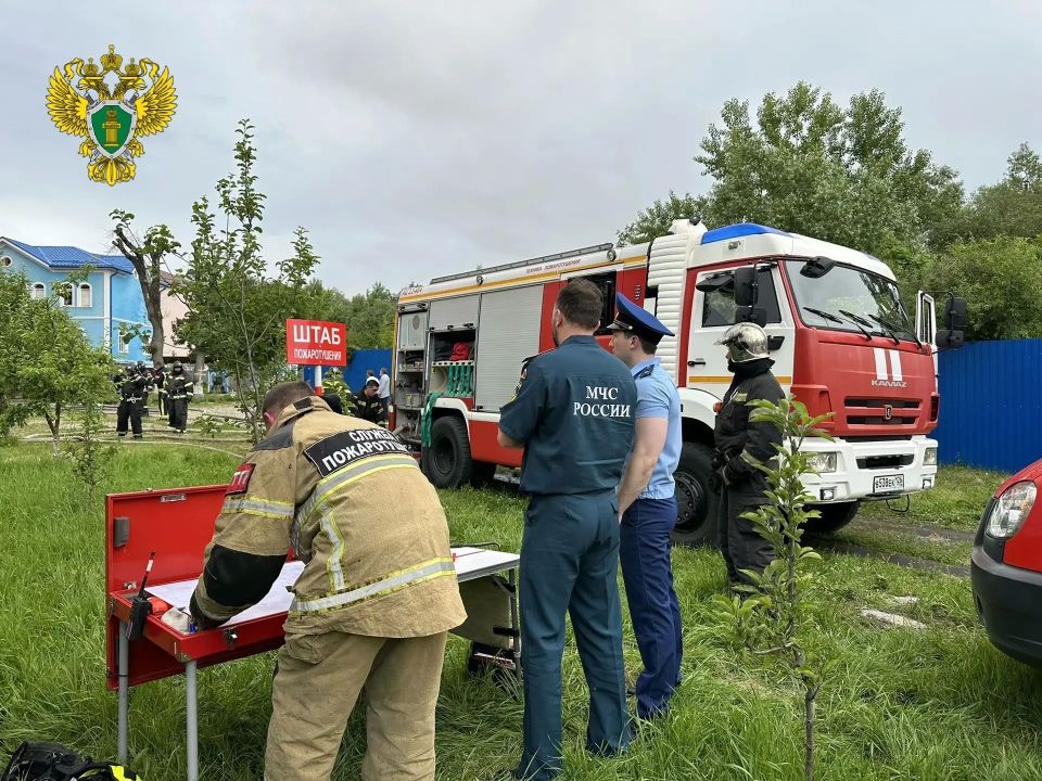 Пожар в храме в Ессентуков локализовали на площади 300 квадратных метров – МЧС Ставропольского края Пожар в храме в Ессентуков локализовали на площади 300 квадратных метров – МЧС Ставропольского края