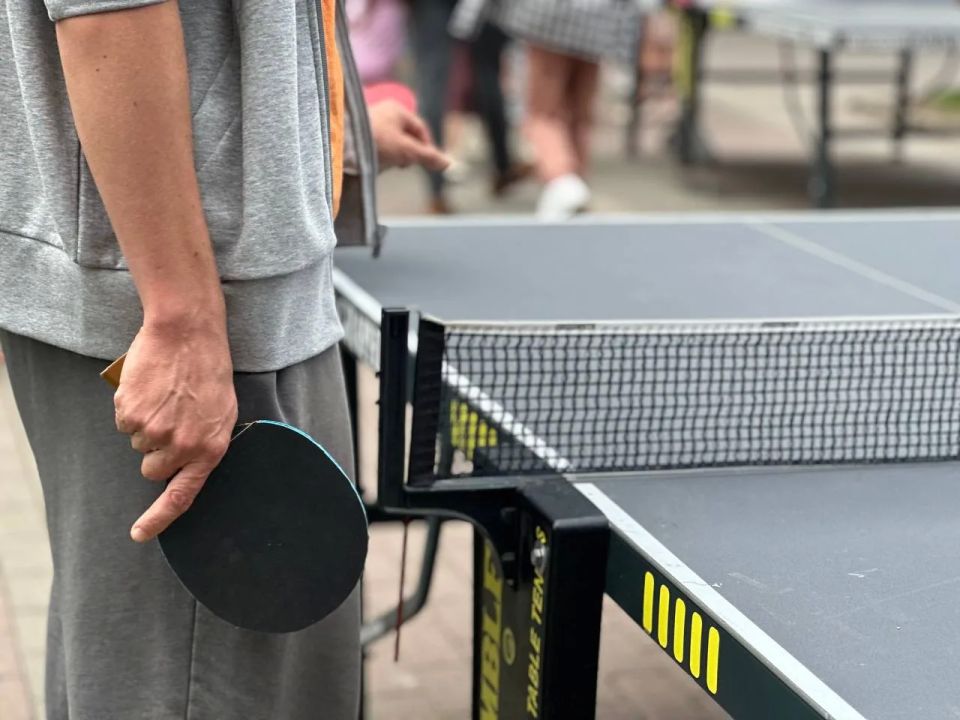 Праздник продолжается и на спортивной площадке! Праздник продолжается и на спортивной площадке!