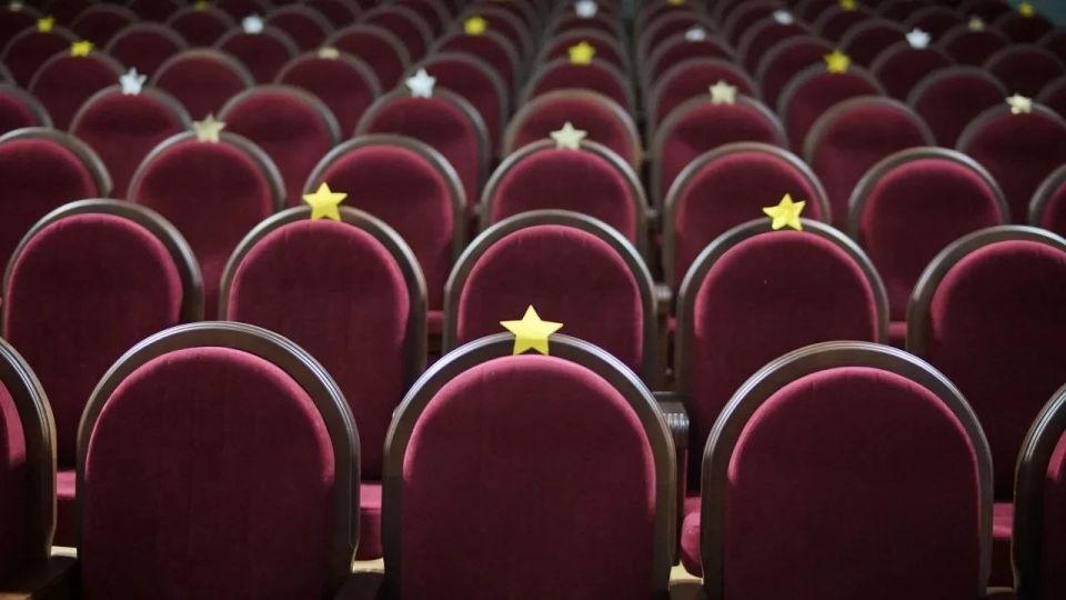 Разыгрываем билеты на спектакль "Добрый барин" (16+)