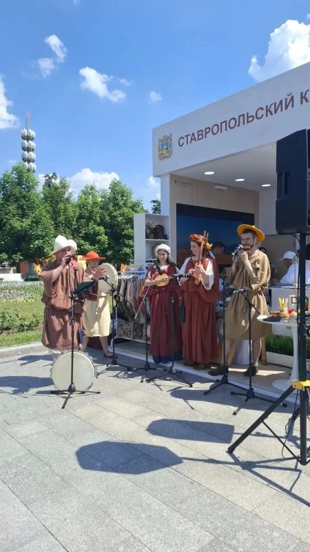 В Москве на ВДНХ состоялся Международный туристский форум «Путешествуй!», в котором приняла участие делегация Ставрополя В Москве на ВДНХ состоялся Международный туристский форум «Путешествуй!», в котором приняла участие делегация Ставрополя