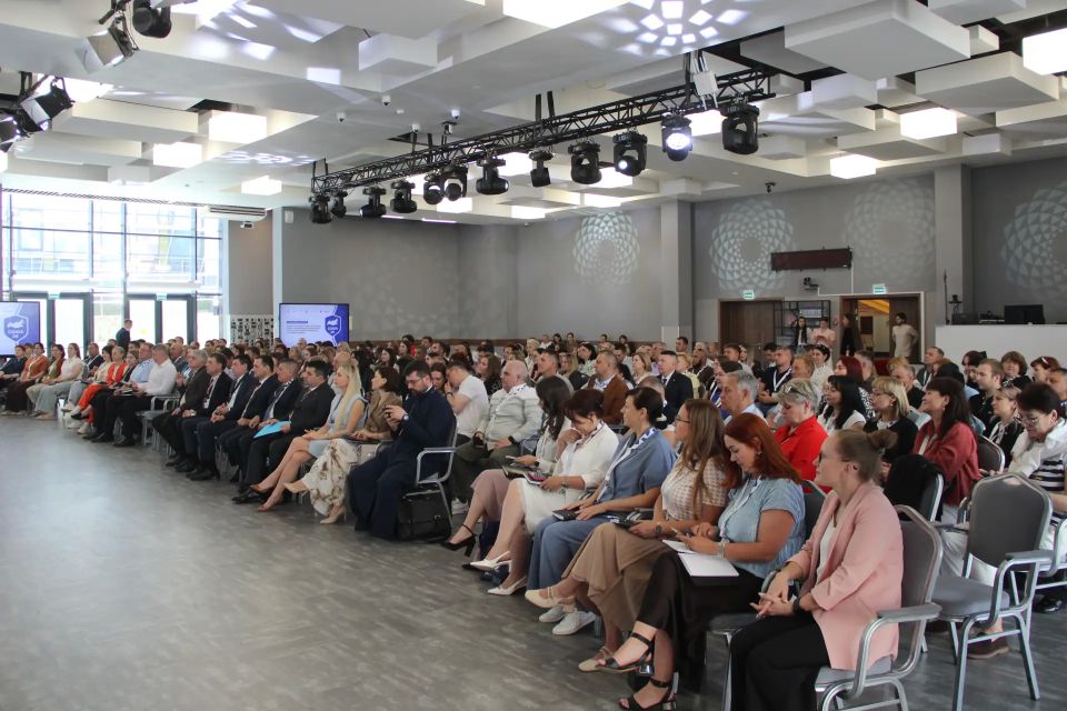 Полицейские и общественники Ставрополья приняли участие в открытии Всероссийского антинаркотического форума «Союз 26» Полицейские и общественники Ставрополья приняли участие в открытии Всероссийского антинаркотического форума «Союз 26»