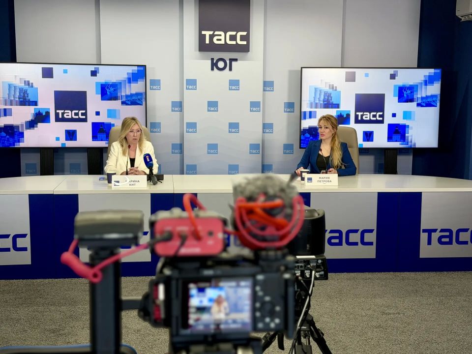 Фоторепортаж и главное с пресс-конференции, посвященной профилактике и лечению аллергии на цветение растений в летний период Фоторепортаж и главное с пресс-конференции, посвященной профилактике и лечению аллергии на цветение растений в летний период