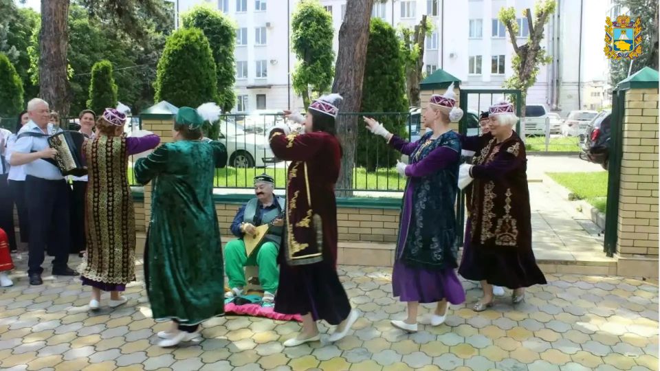 Сотрудники и подопечные Предгорного комплексного центра соцобслуживания населения организовали в Ессентуках гастрофестиваль Сотрудники и подопечные Предгорного комплексного центра соцобслуживания населения организовали в Ессентуках гастрофестиваль