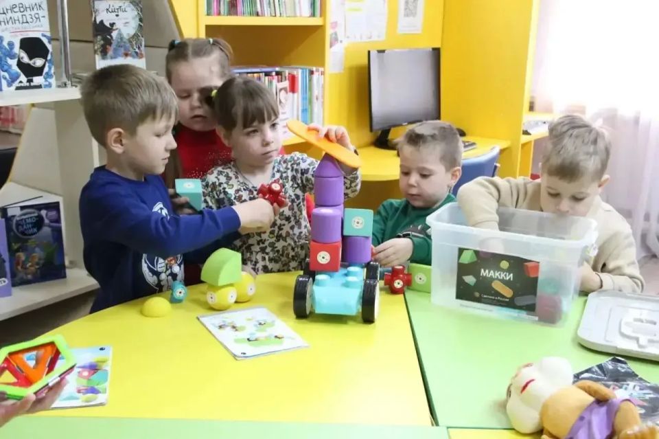 Владимир Владимиров: Новые возможности для жителей Ставрополья появляются не только в крупных городах, но и в небольших населенных пунктах Владимир Владимиров: Новые возможности для жителей Ставрополья появляются не только в крупных городах, но и в небольших населенных пунктах