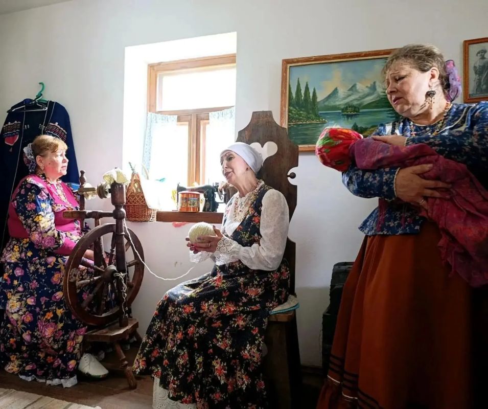 В Пятигорске продолжается цикл мероприятий Дома национальных культур в рамках Года единства народов России В Пятигорске продолжается цикл мероприятий Дома национальных культур в рамках Года единства народов России