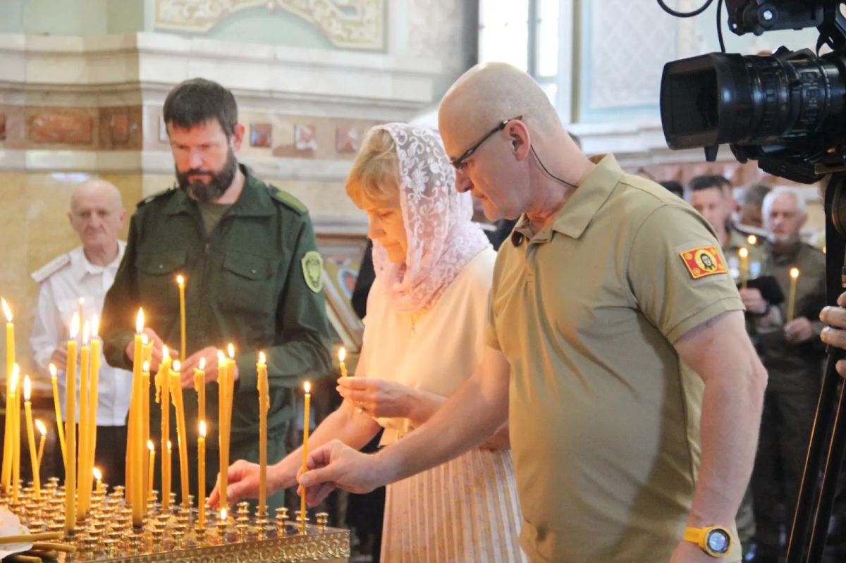 В День памяти и скорби сотрудники полиции Ставропольского края почтили подвиг героев Великой Отечественной войны В День памяти и скорби сотрудники полиции Ставропольского края почтили подвиг героев Великой Отечественной войны
