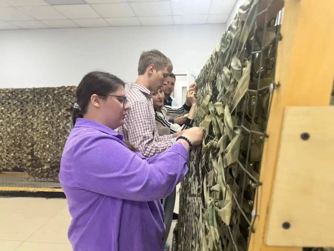 Более 3 тысяч полезных вещей для бойцов изготовили ставропольцы в патриотических мастерских Более 3 тысяч полезных вещей для бойцов изготовили ставропольцы в патриотических мастерских