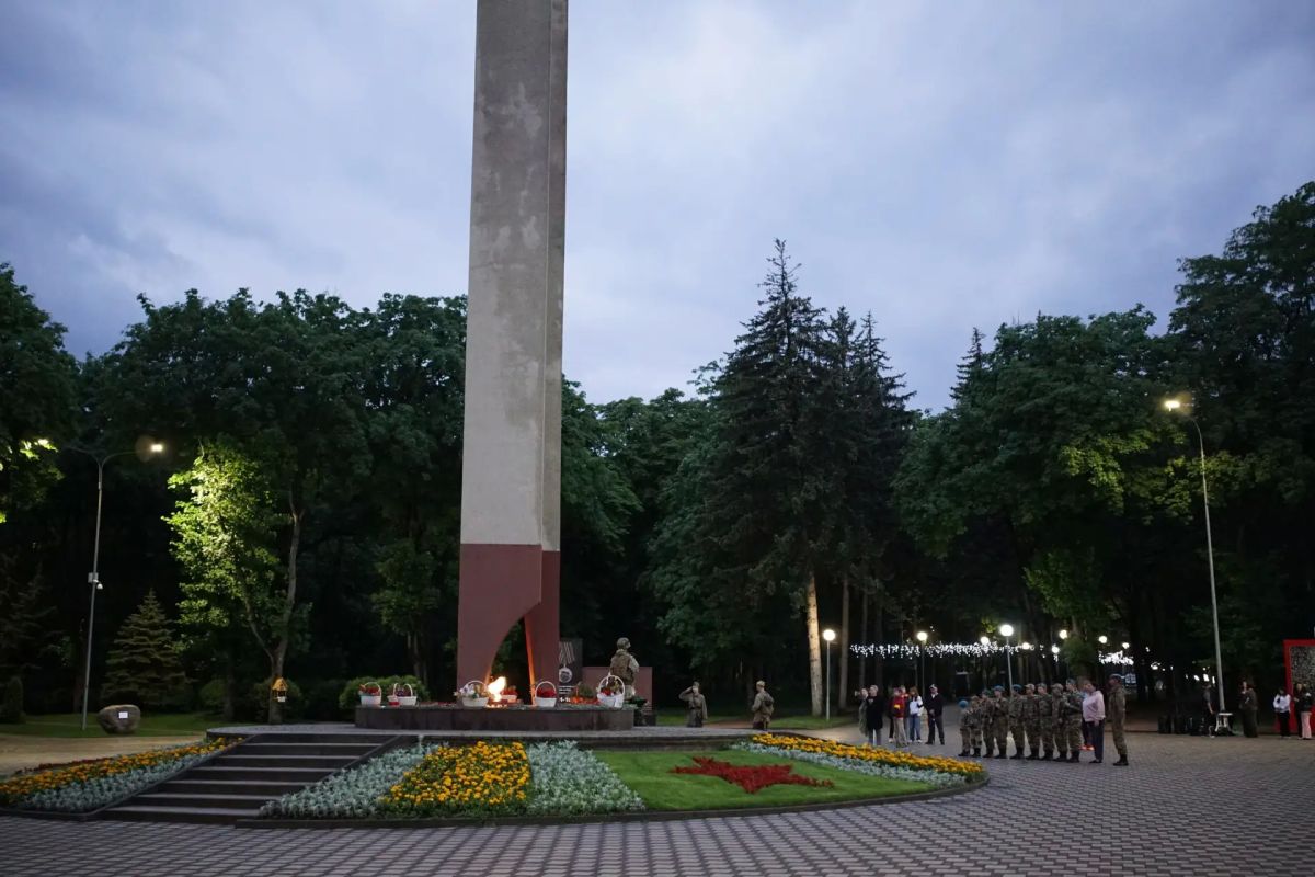 22 июня в Парке Победы Ессентуков прошёл реквием «Мы этой памяти верны», посвящённый Дню памяти и скорби 22 июня в Парке Победы Ессентуков прошёл реквием «Мы этой памяти верны», посвящённый Дню памяти и скорби
