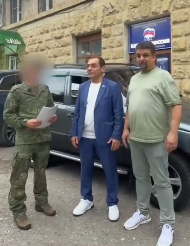 Евгений Моисеев: Третий автомобиль за месяц отправили из Кисловодска в зону СВО