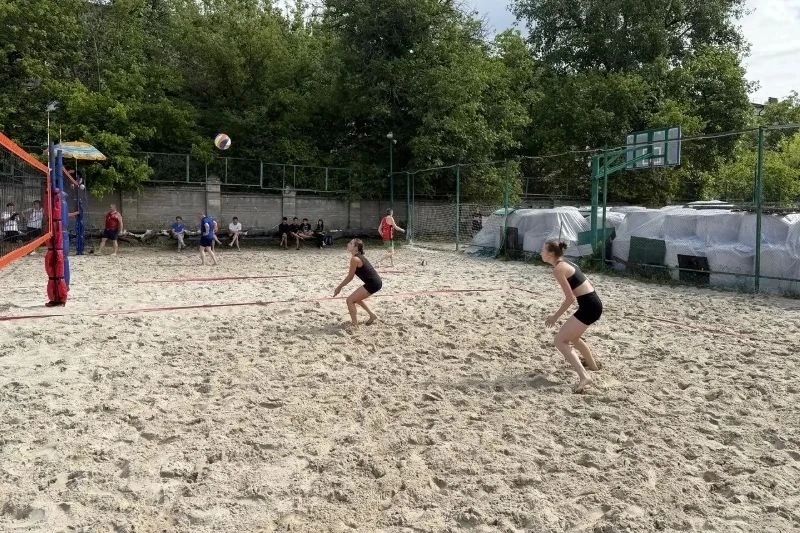 В Пятигорске очередной летний Фестиваль пляжного волейбола посвятили Международному Олимпийскому дню В Пятигорске очередной летний Фестиваль пляжного волейбола посвятили Международному Олимпийскому дню