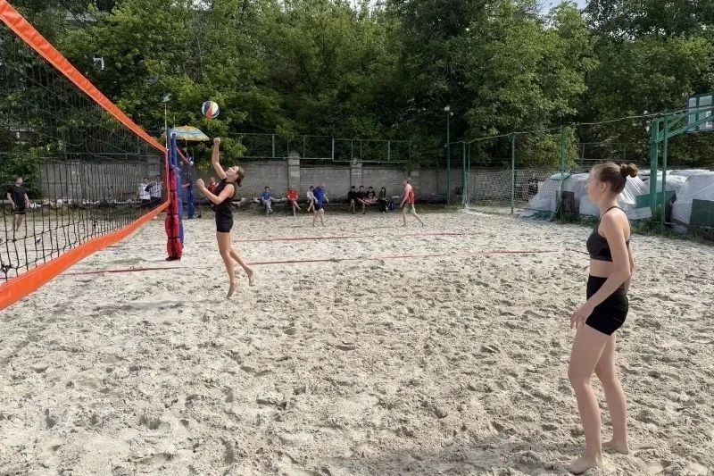 В Пятигорске очередной летний Фестиваль пляжного волейбола посвятили Международному Олимпийскому дню В Пятигорске очередной летний Фестиваль пляжного волейбола посвятили Международному Олимпийскому дню