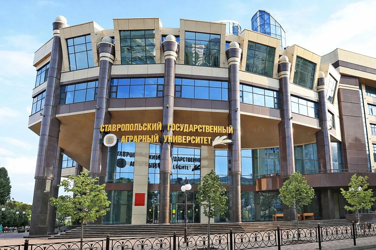 СтГАУ поднялся в Национальном рейтинге университетов «Интерфакс»