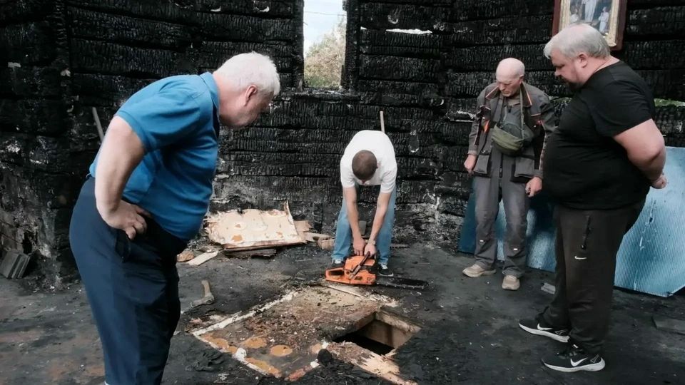 В Ессентуках нашли закладной крест сгоревшего Свято-Никольского деревянного храма В Ессентуках нашли закладной крест сгоревшего Свято-Никольского деревянного храма