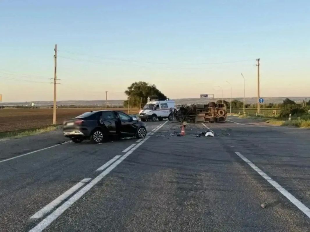 Годовалый ребёнок и трое взрослых пострадали в массовом ДТП в Петровском округе Годовалый ребёнок и трое взрослых пострадали в массовом ДТП в Петровском округе