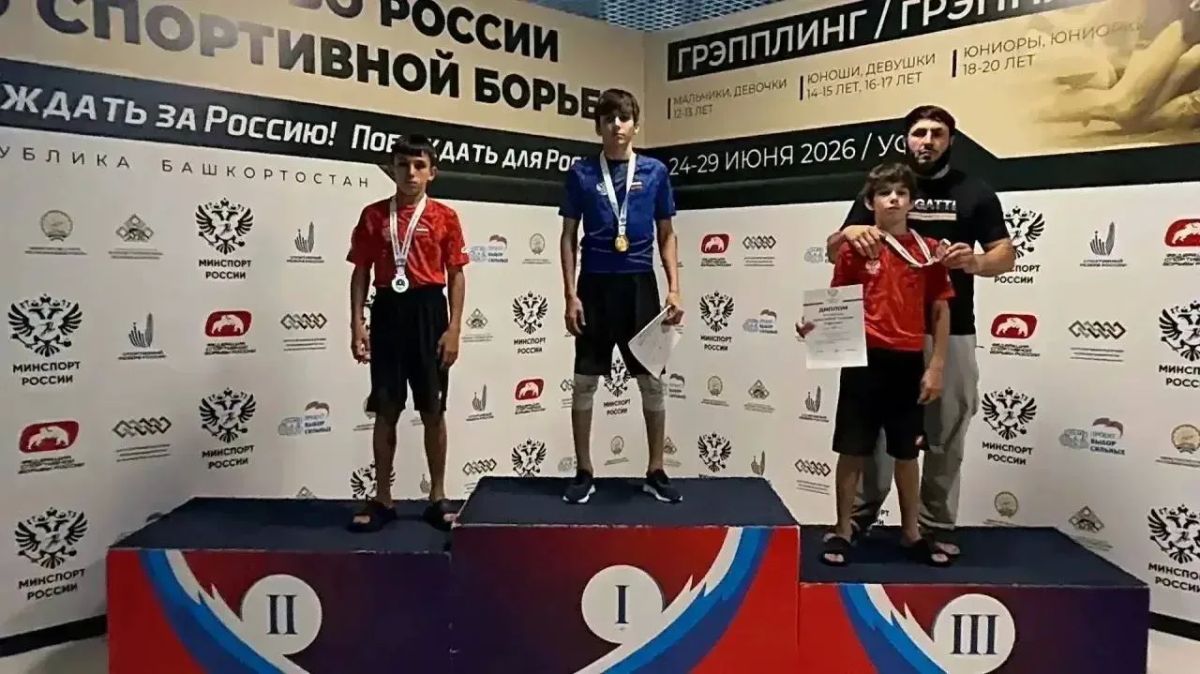 Шесть медалей завоевали ставропольские спортсмены на первенстве России по спортивной борьбе грэпплинг Шесть медалей завоевали ставропольские спортсмены на первенстве России по спортивной борьбе грэпплинг