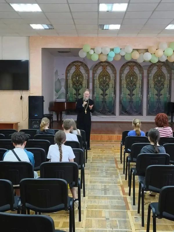 В Детской школе искусств № 2 Ставрополя завершился 11-й сезон летней лагерной школы «Арт-пространство», объединивший воспитанников музыкальных школ краевой столицы В Детской школе искусств № 2 Ставрополя завершился 11-й сезон летней лагерной школы «Арт-пространство», объединивший воспитанников музыкальных школ краевой столицы