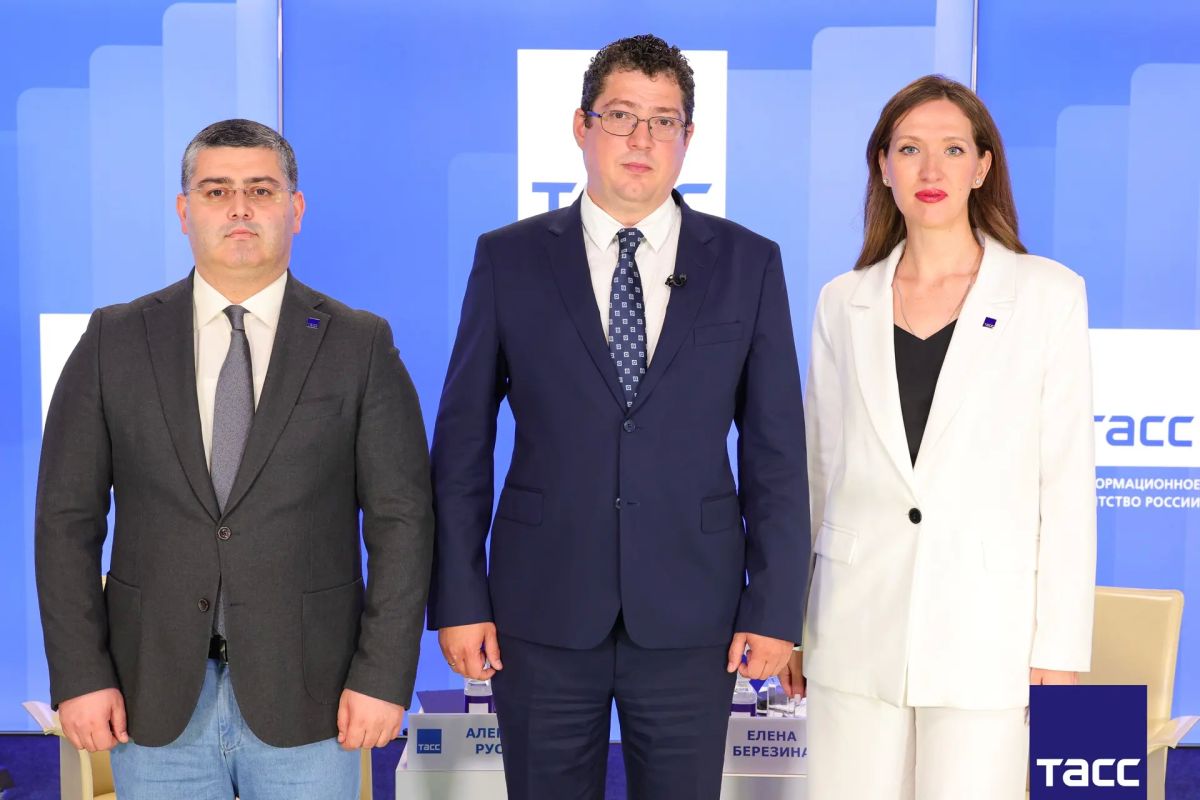 Главное из заявлений, а также фоторепортаж с видеоинтервью руководителя МРУ Росфинмониторинга по СКФО Алексея Русина в Региональном информационном центре "ТАСС Кавказ" в Пятигорске: Главное из заявлений, а также фоторепортаж с видеоинтервью руководителя МРУ Росфинмониторинга по СКФО Алексея Русина в Региональном информационном центре "ТАСС Кавказ" в Пятигорске: